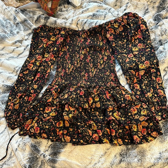 Black flower dress with orange details - Picture 1 of 3
